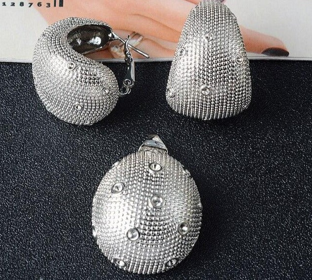 Enhance your elegance with our touch.